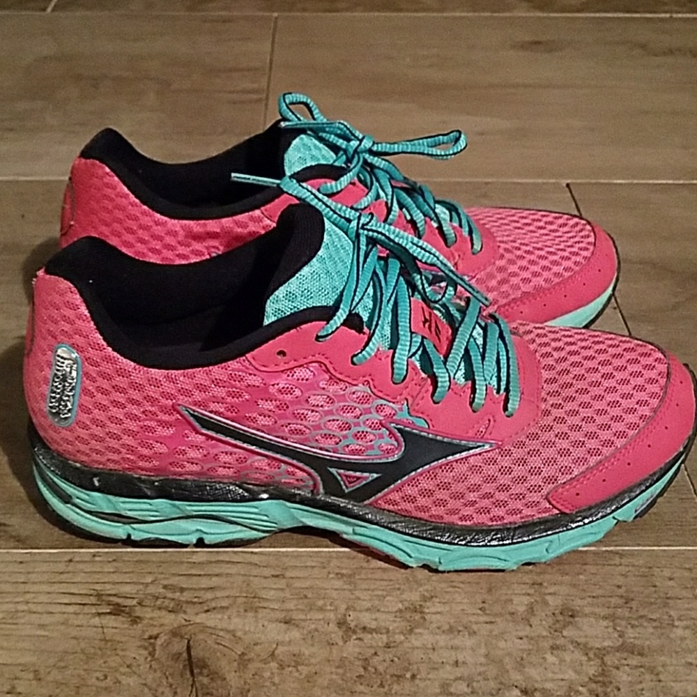 Mizuno Wave Inspire